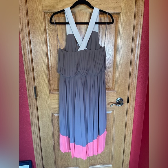Jessica Simpson Pleated High Low Dress - size 14 - Picture 2 of 6